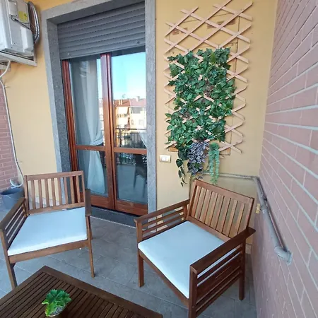 Con Balcone In Citta