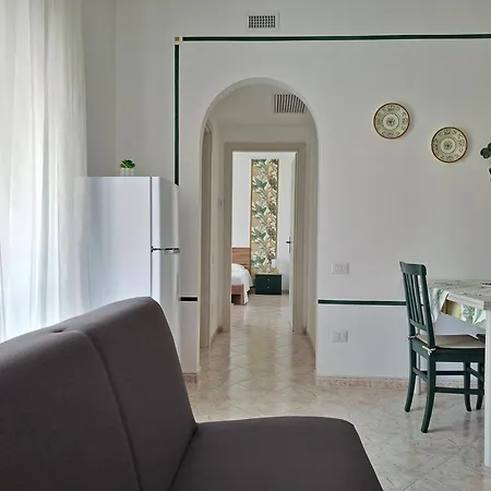 Apartamento Con Balcone In Citta *